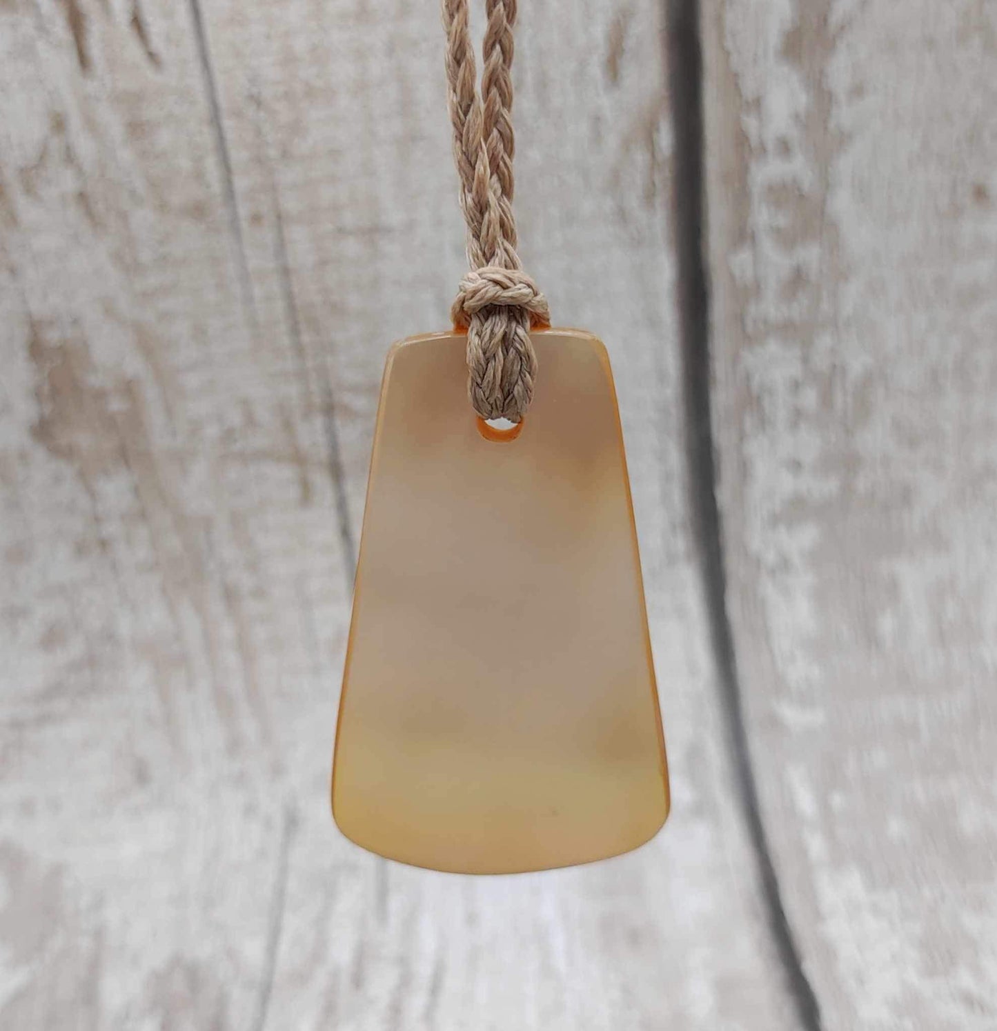 Mother of Pearl Toki styled shell pendant.