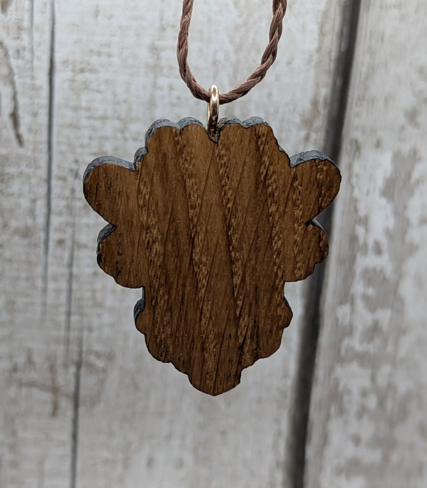 Oak wood, laser printed bumble bee pendant.