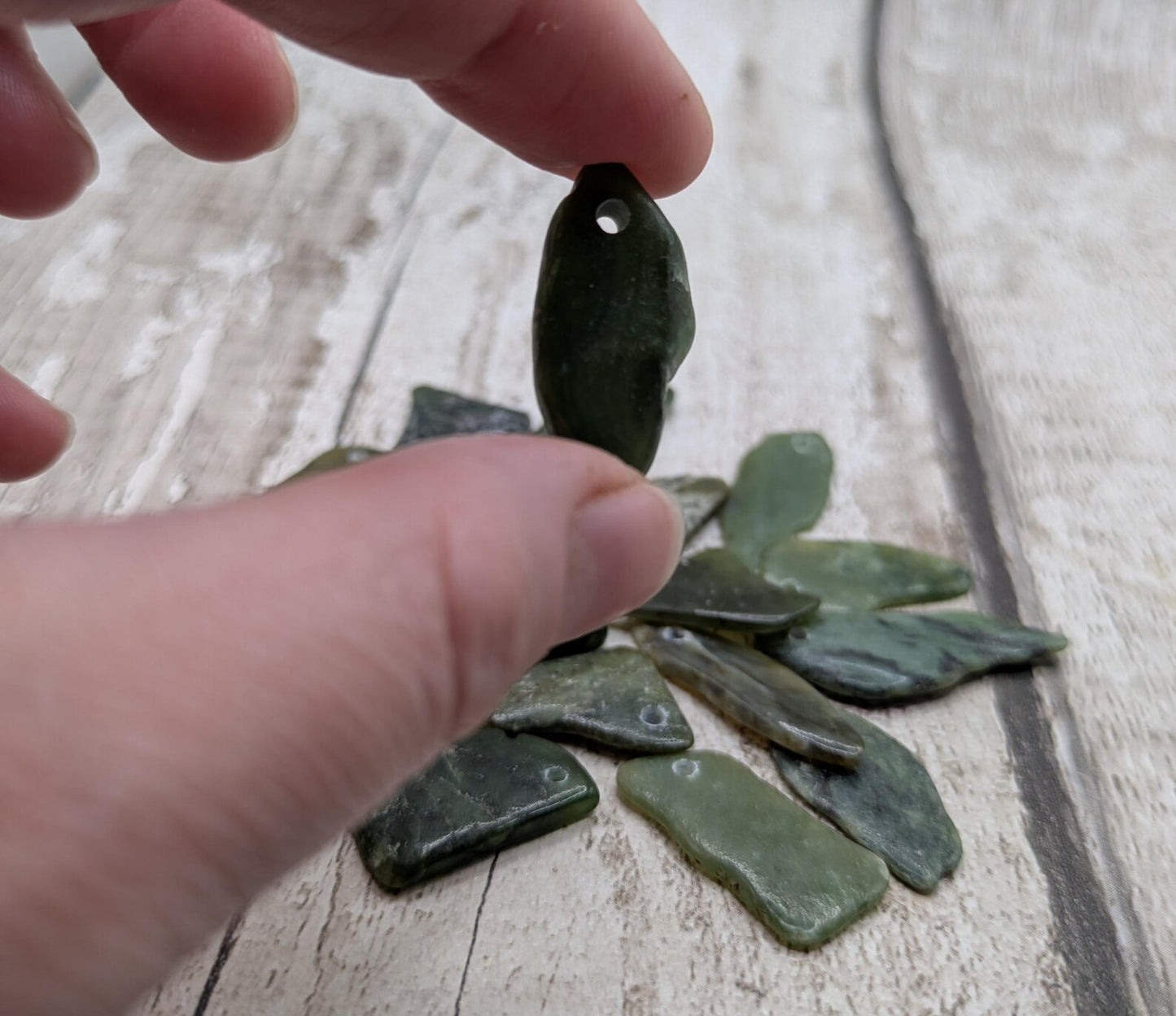20 Top-Drilled chunky New Zealand Pounamu Beads – Tumble polished Greenstone Offcuts for Jewellery Making and craft projects.