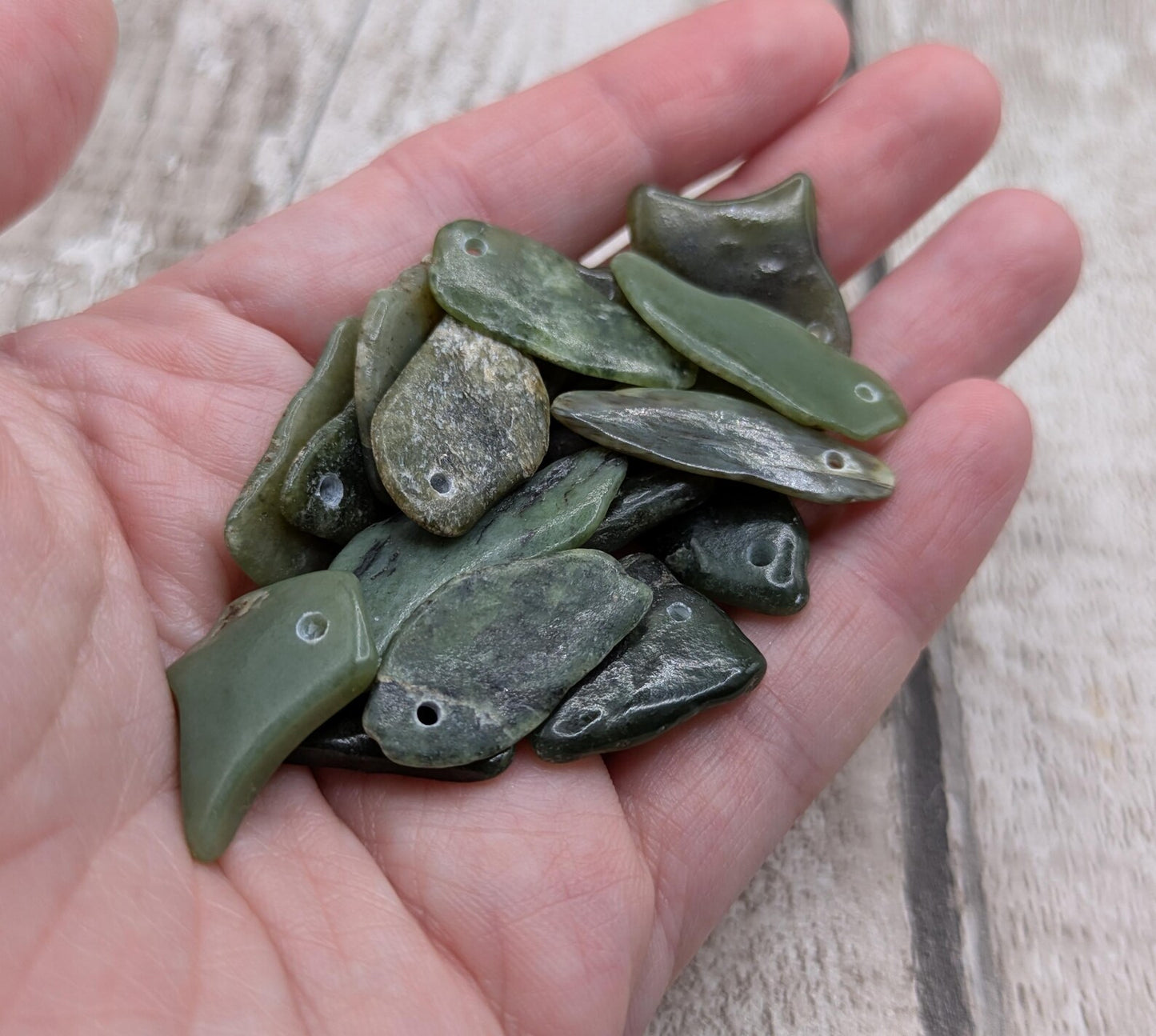 20 Top-Drilled chunky New Zealand Pounamu Beads – Tumble polished Greenstone Offcuts for Jewellery Making and craft projects.