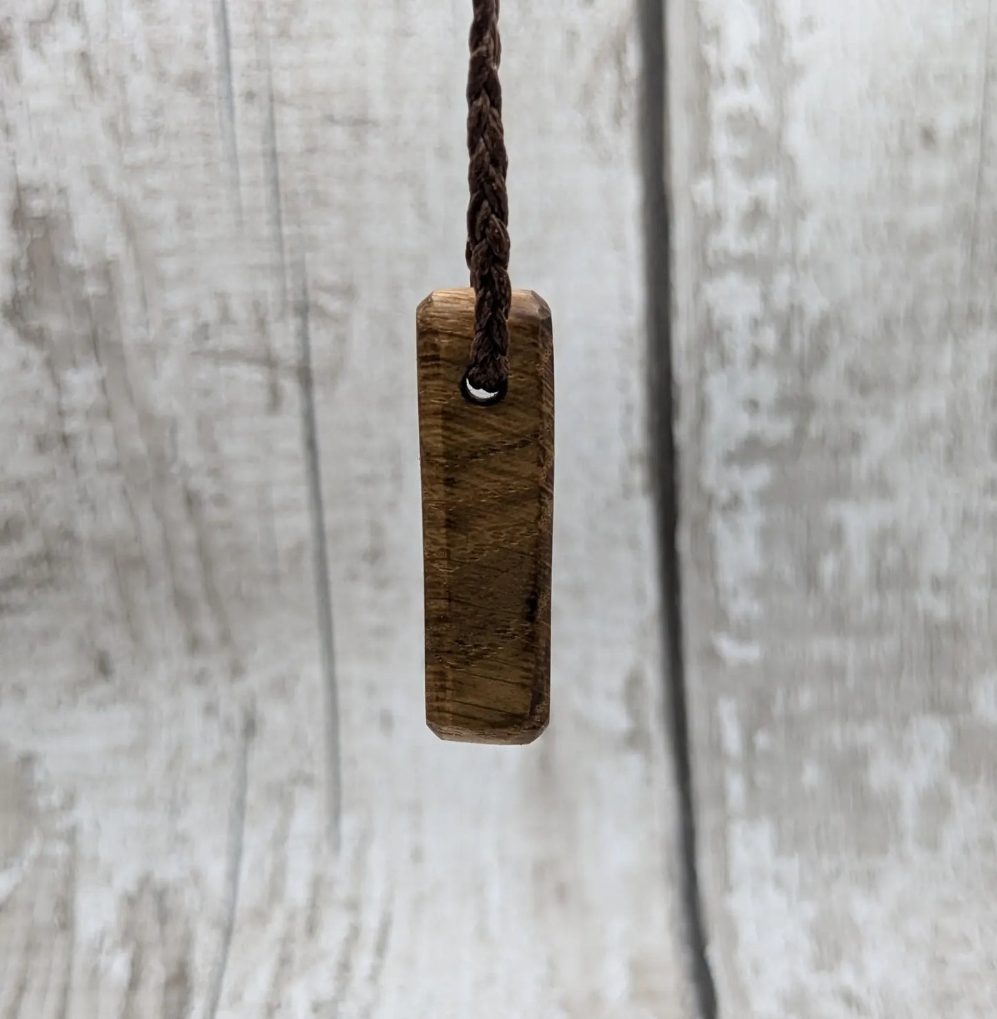 Oak wood roimata drop pendant.
