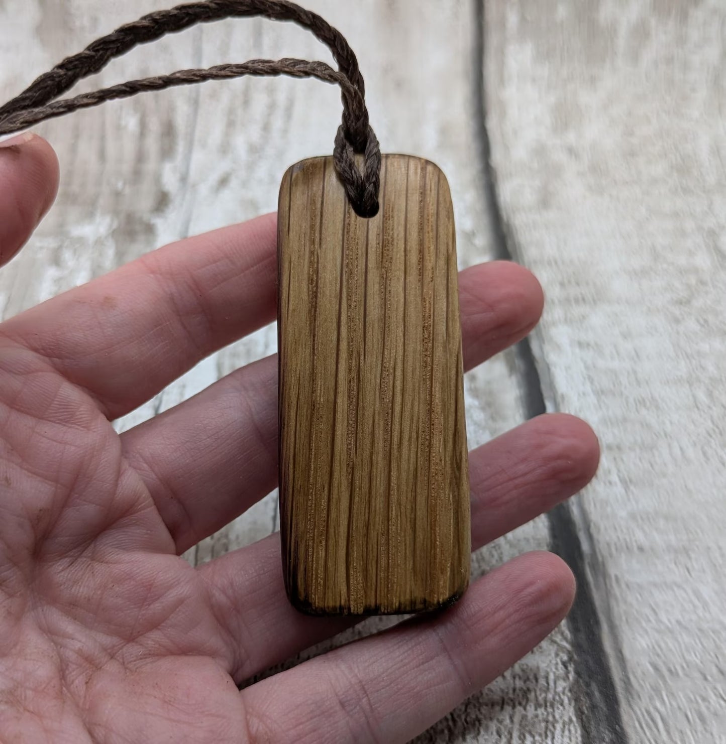 Whiskey barrel oak with Canis Major in Sirius start system pendant.