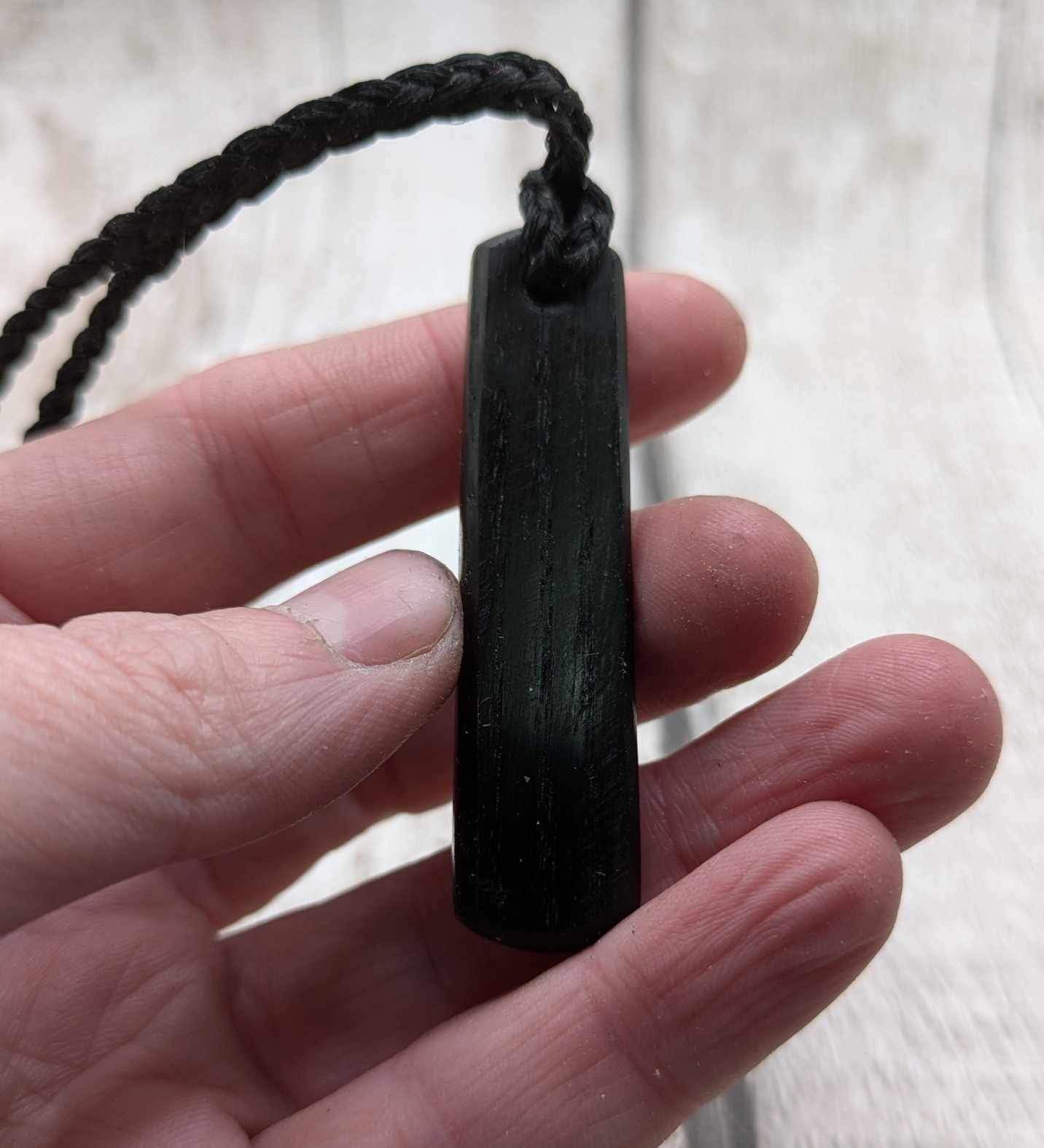 Fenland big oak roimata pendant drop with silver dot.