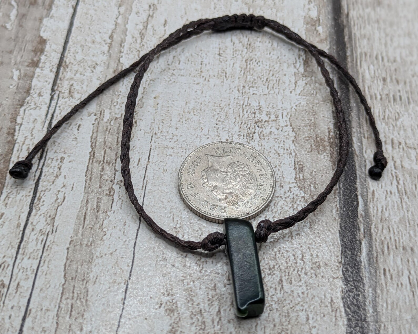 Pounamu greenstone tumbled jade adjustable bracelet.