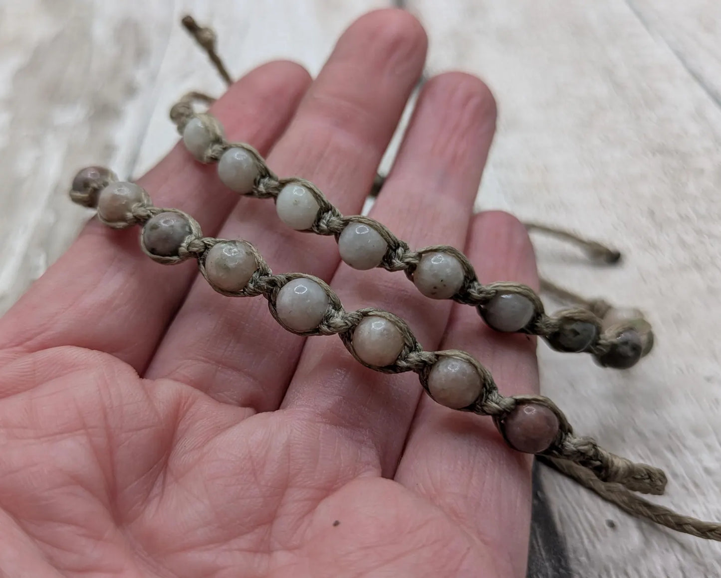 Light lepidolite beaded macramé bracelet.