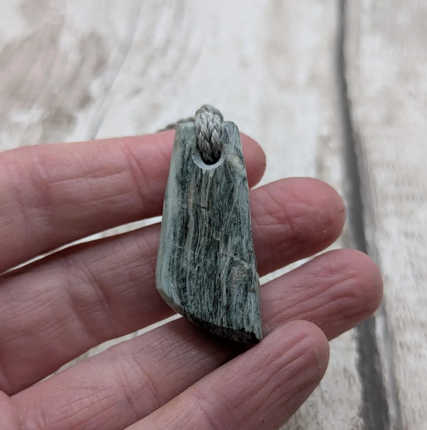 Aotea Stone Pendant – New Zealand Kyanite and Fuchsite Talisman, Sacred Green & Blue Crystal | Simple Handcrafted Necklace.