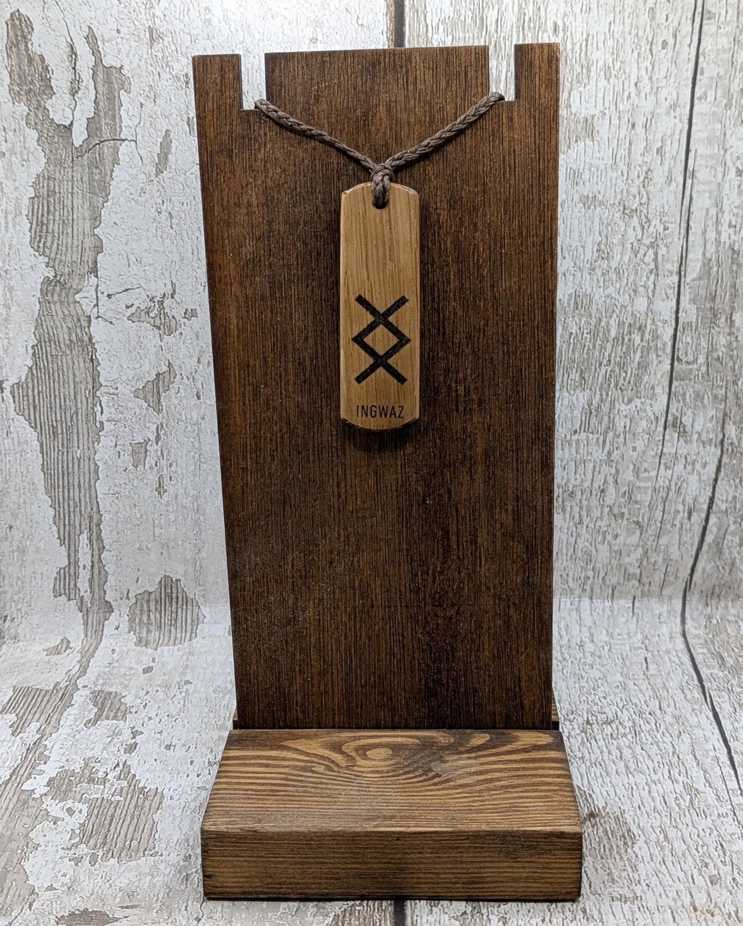 Oak wood laser printed ingwaz rune pendant