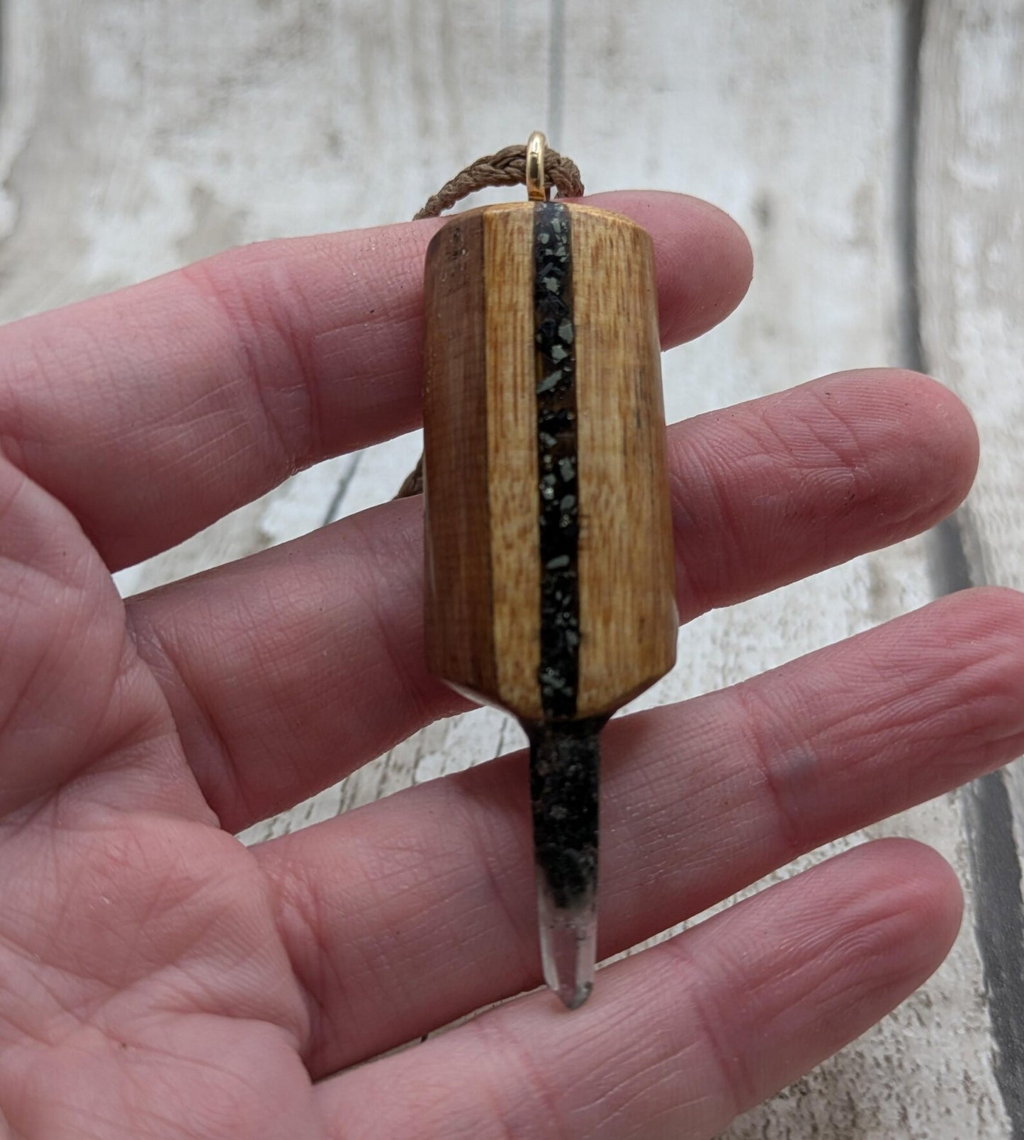 Swamp Kauri Ancestor Key Pendant – Dual Inlay Codex Wand with Black Tourmaline, Garnet, Fossil Specimen, Quartz Point, Ancestral Connection.