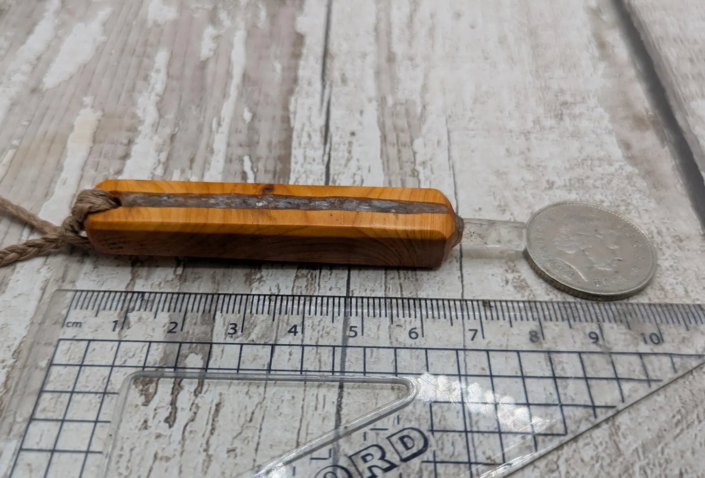 Yew Wood Pendant Wand – Blue Kyanite, Hiddenite & Quartz Point Inlay, High Vibrational Energy Tool, Synergy Blend for Higher Consciousness.