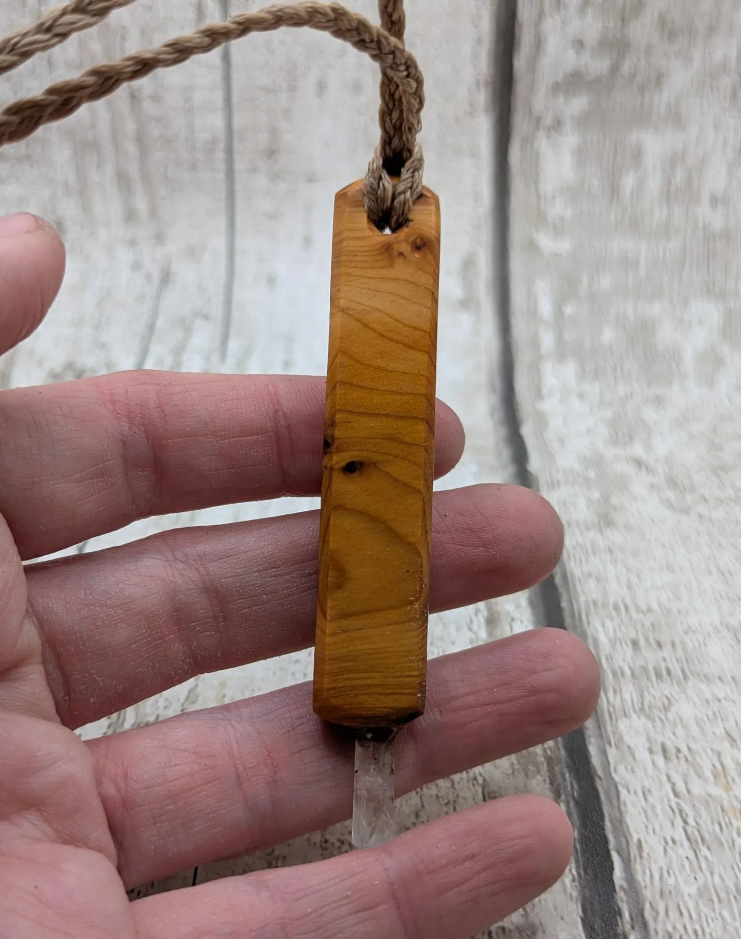 Yew Wood Pendant Wand – Blue Kyanite, Hiddenite & Quartz Point Inlay, High Vibrational Energy Tool, Synergy Blend for Higher Consciousness.