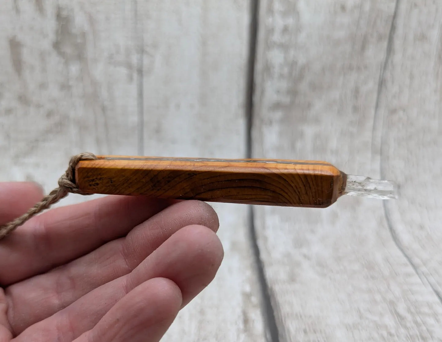 Yew Wood Pendant Wand – Blue Kyanite, Hiddenite & Quartz Point Inlay, High Vibrational Energy Tool, Synergy Blend for Higher Consciousness.