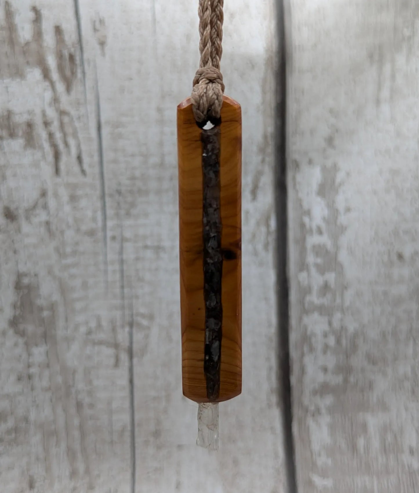 Yew Wood Pendant Wand – Blue Kyanite, Hiddenite & Quartz Point Inlay, High Vibrational Energy Tool, Synergy Blend for Higher Consciousness.