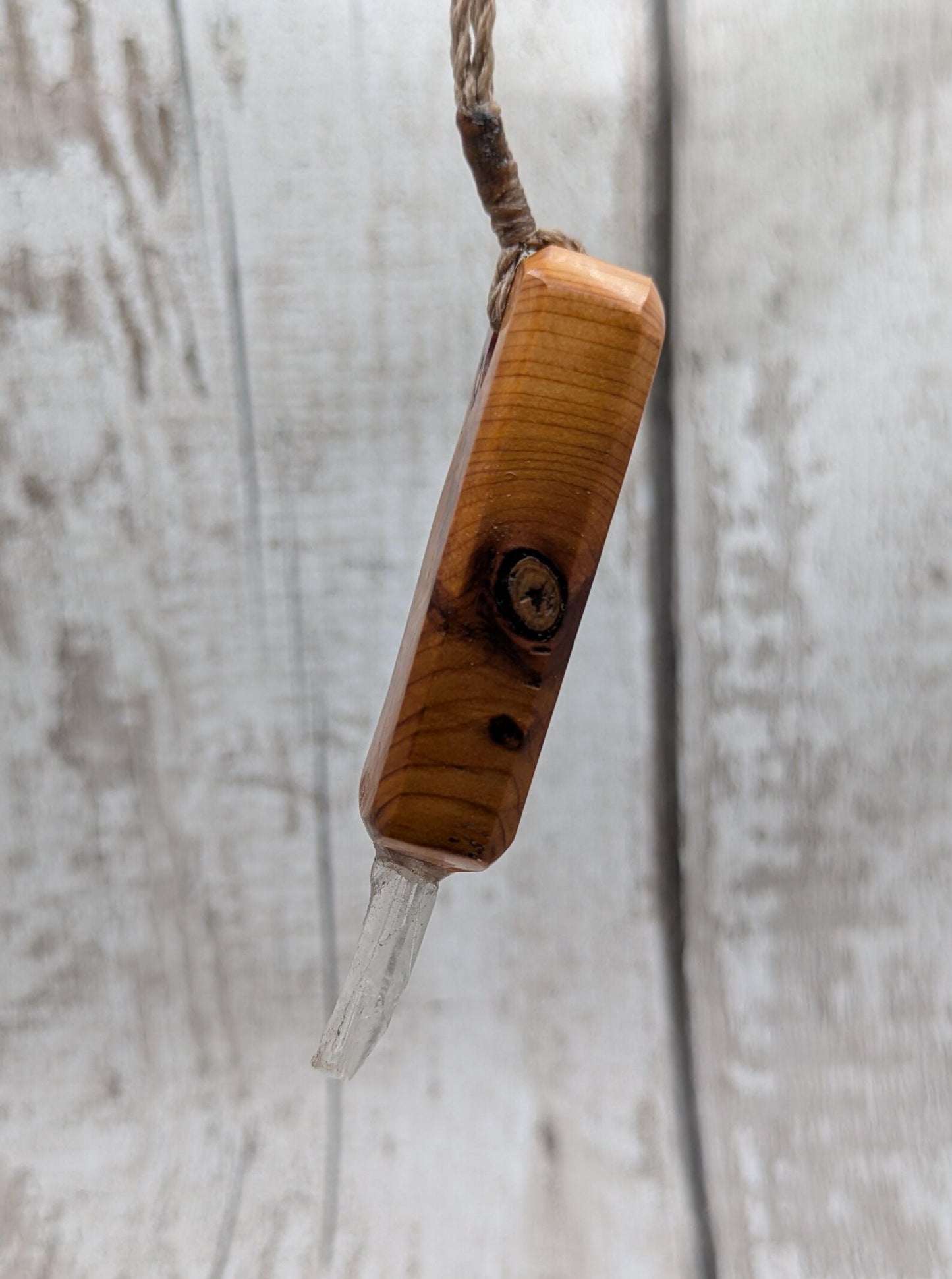 Yew Wood Mini Wand Pendant – Hiddenite with Pāua Inlay & Quartz Point, High Vibrational Energy Tool, Synergy Blend for Transformation
