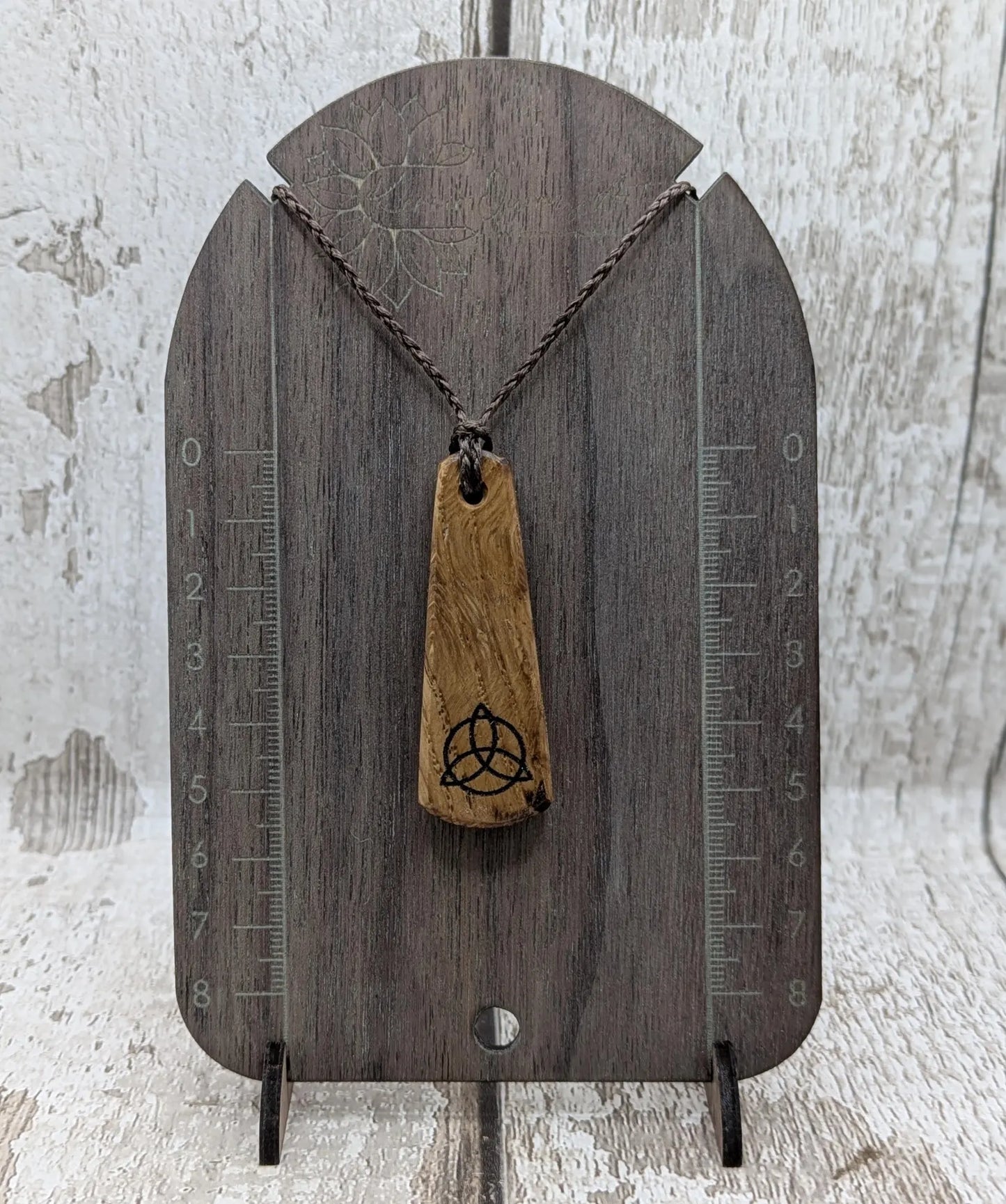 Oak wood laser printed roimata tear drop pendant.