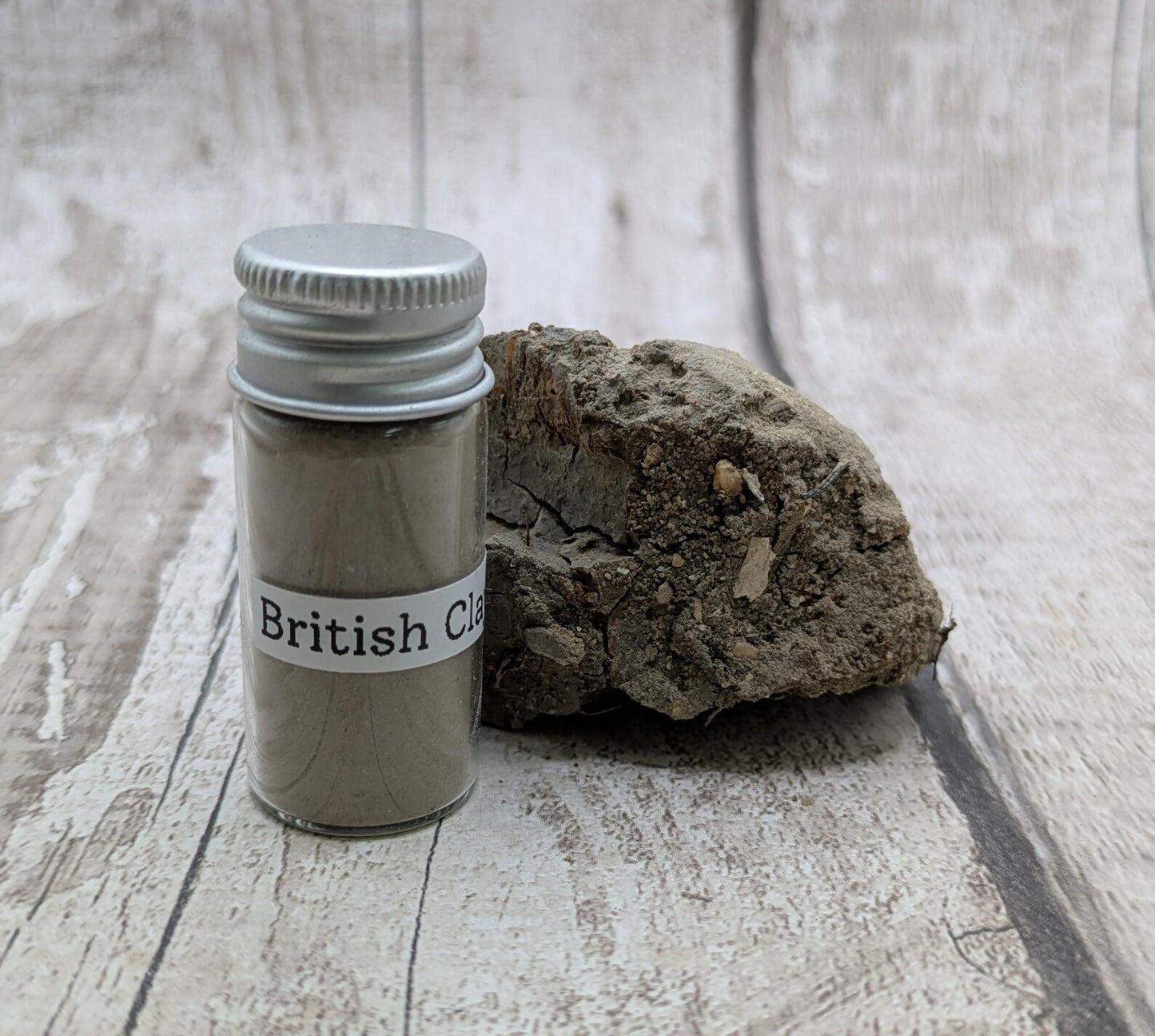 Fine Ground British Clay Powder – Sun & Air Dried Thames Estuary Earth Pigment for Art and Ritual.