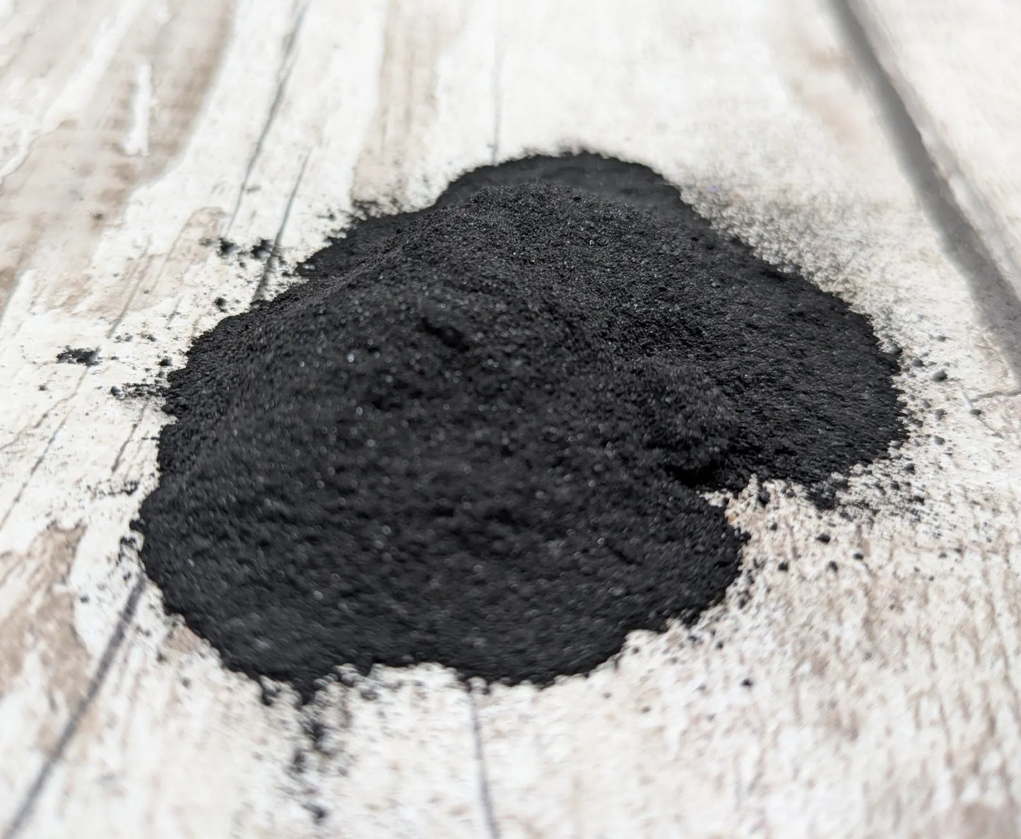 10ml sea coal paint pigment.