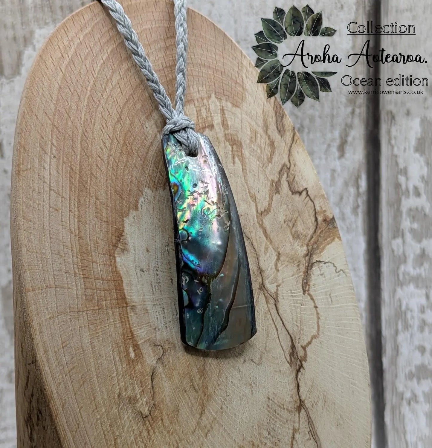 New Zealand Pāua shell pendant.