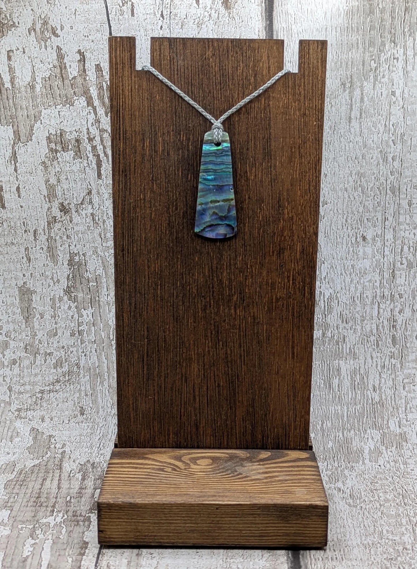 New Zealand rainbow Pāua shell pendant