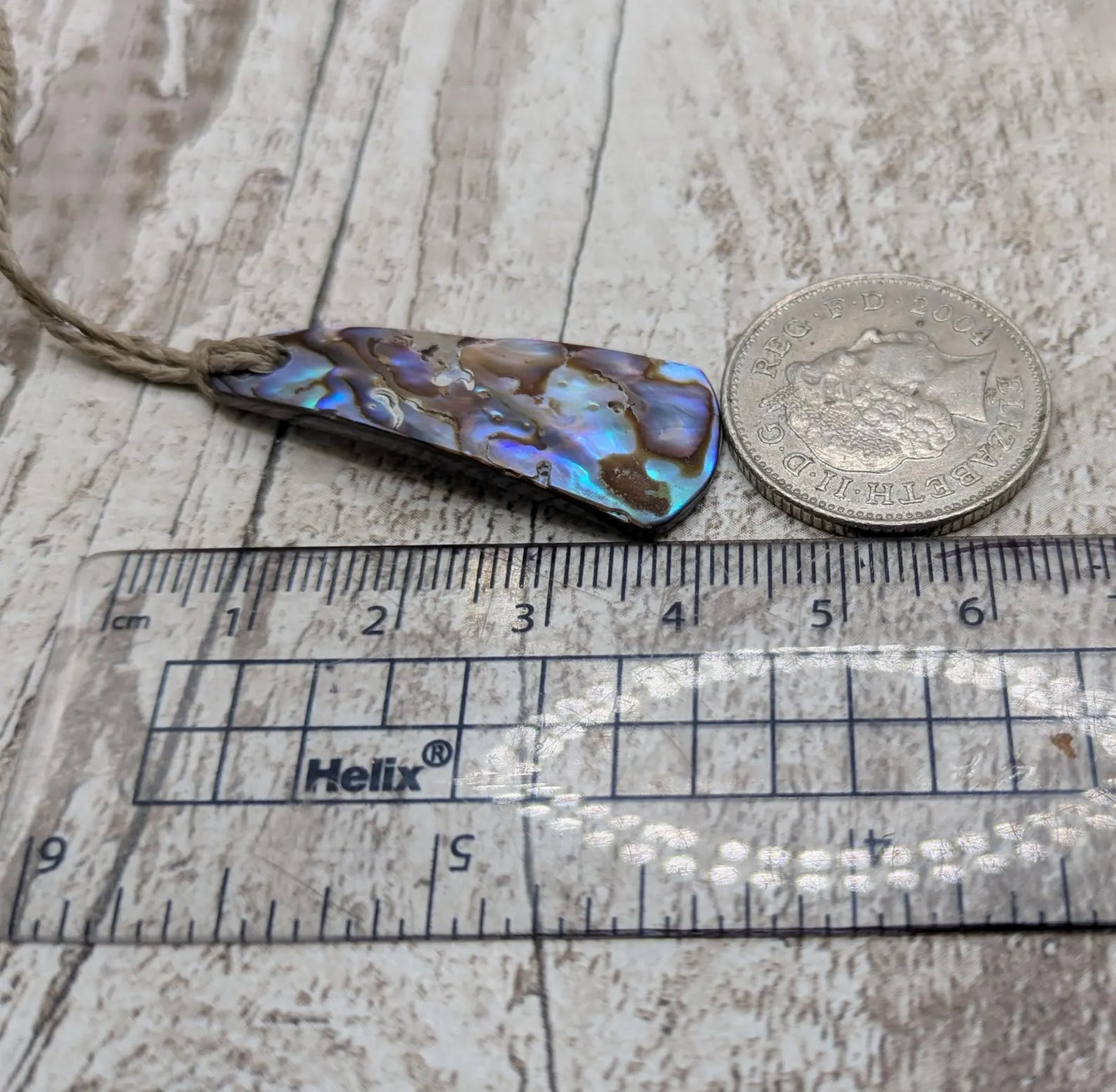 Small New Zealand Rainbow Pāua Shell Roimata Pendant – Iridescent Teardrop Necklace, Māori Inspired Ocean Jewellery, Healing Shell Talisman