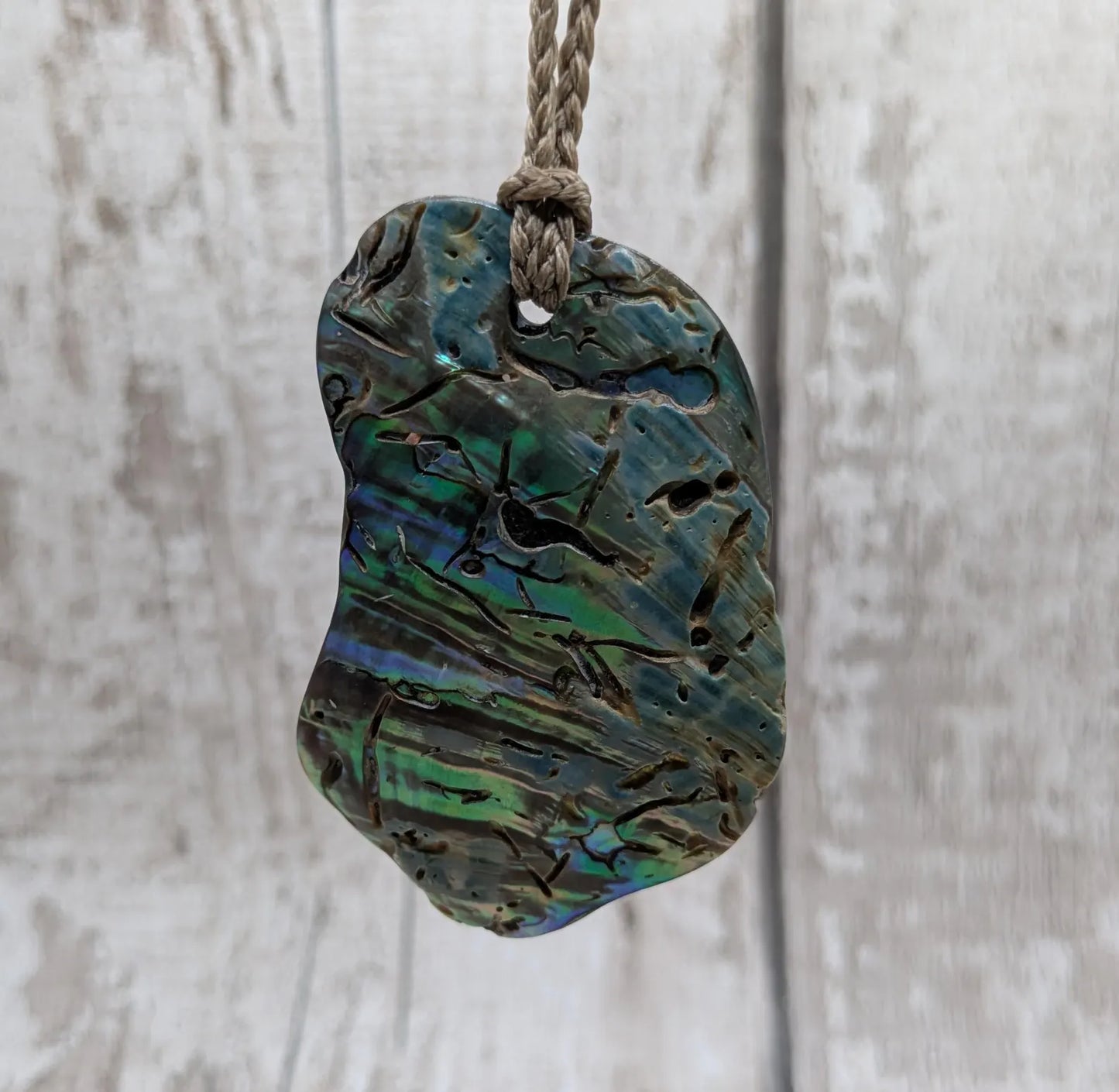 Large Freeform NZ Pāua Shell Pendant – Iridescent Abalone Statement Necklace, Natural statement Beach Jewellery.