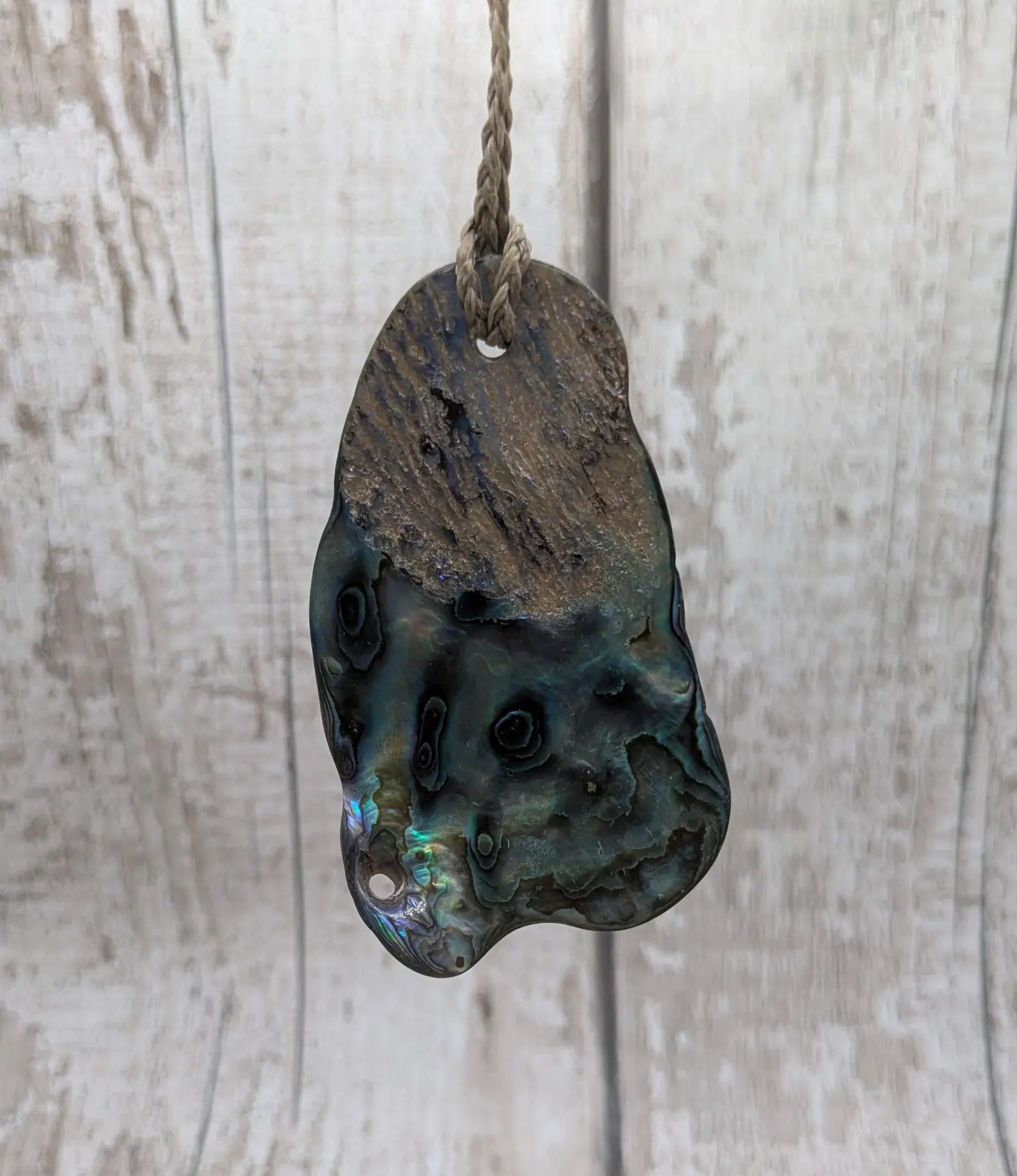 Large Freeform NZ Pāua Shell Pendant – Iridescent Abalone Statement Necklace, Natural statement Beach Jewellery.