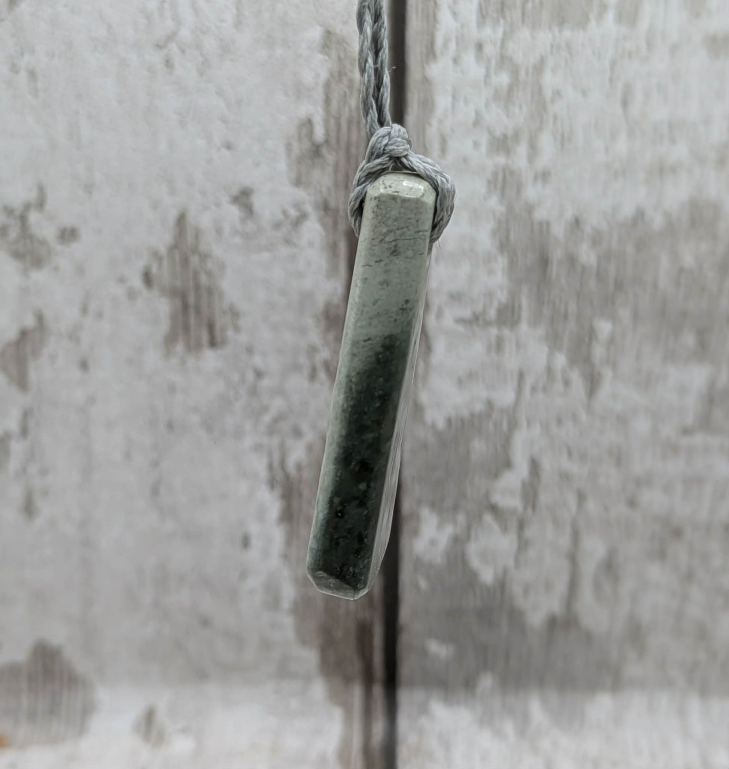 New Zealand Pounamu greenstone nephrite jade roimata pendant.