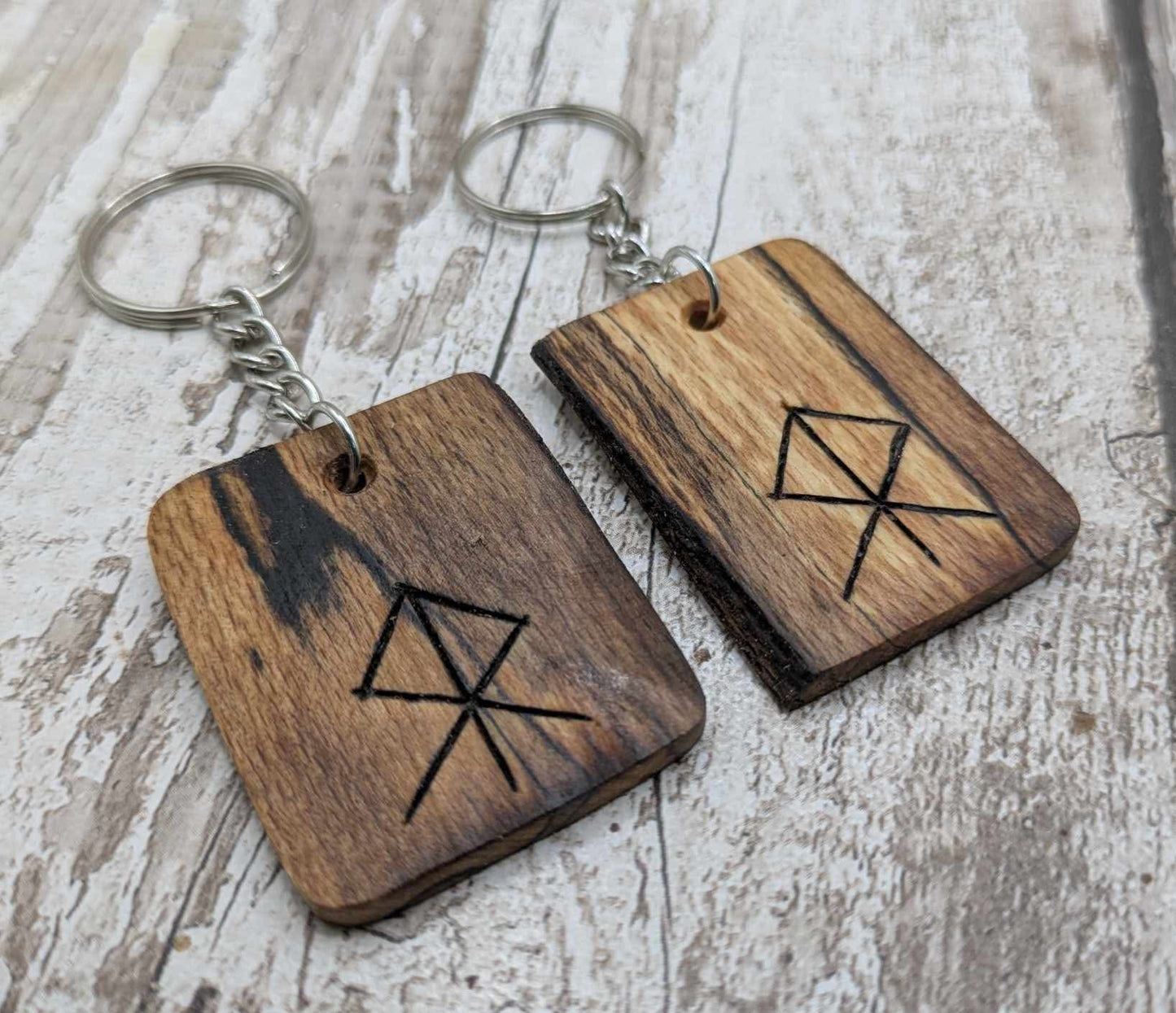 Spalted beech protection bind rune keyring
