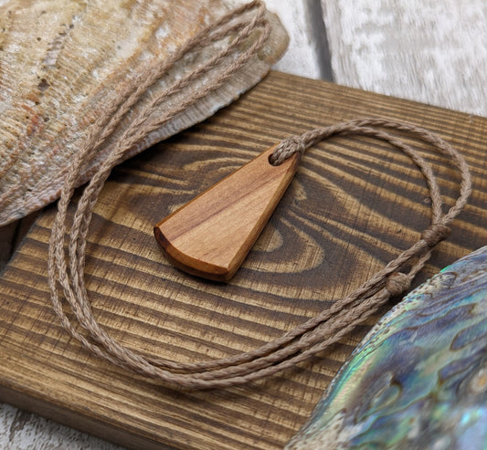 New Zealand Rimu wood roimata tear drop pendant.