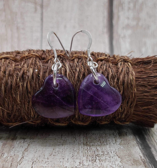 Amethyst heart shapes earrings.