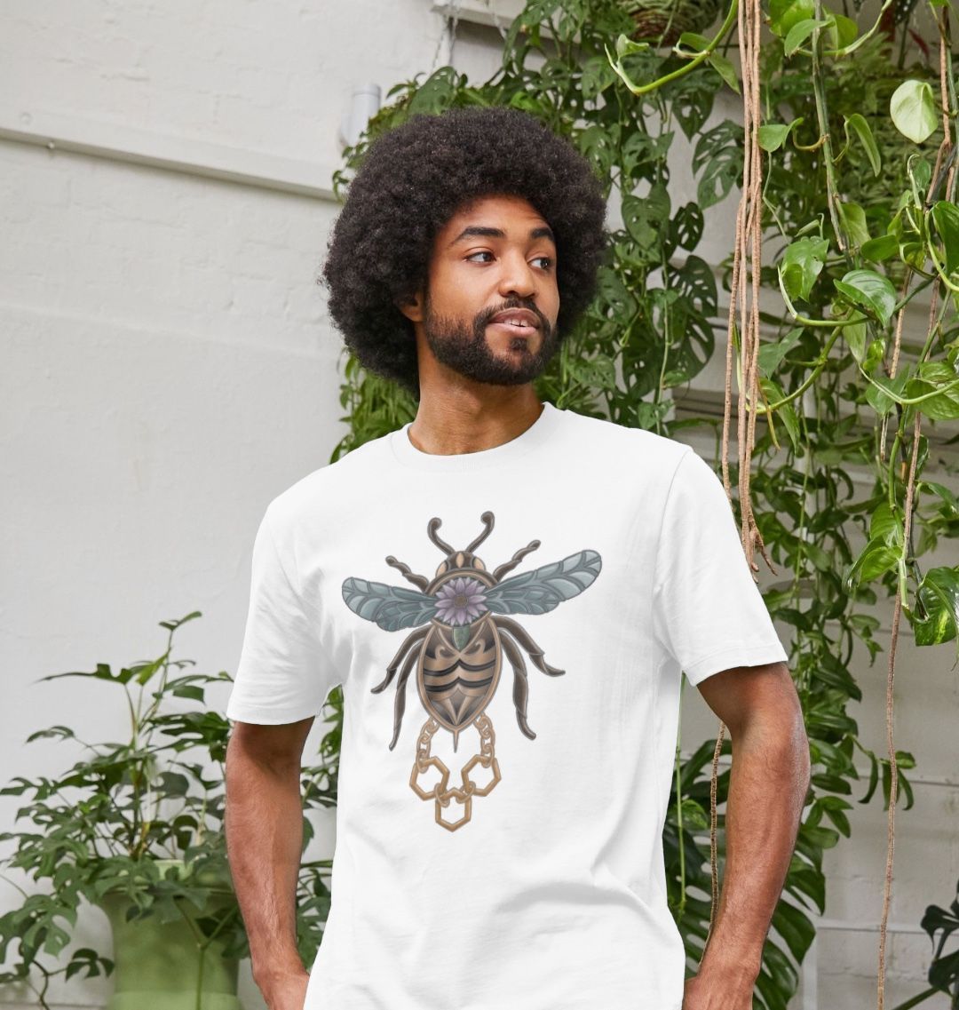Gilded bumble bee 2.0 unisex T-Shirt.