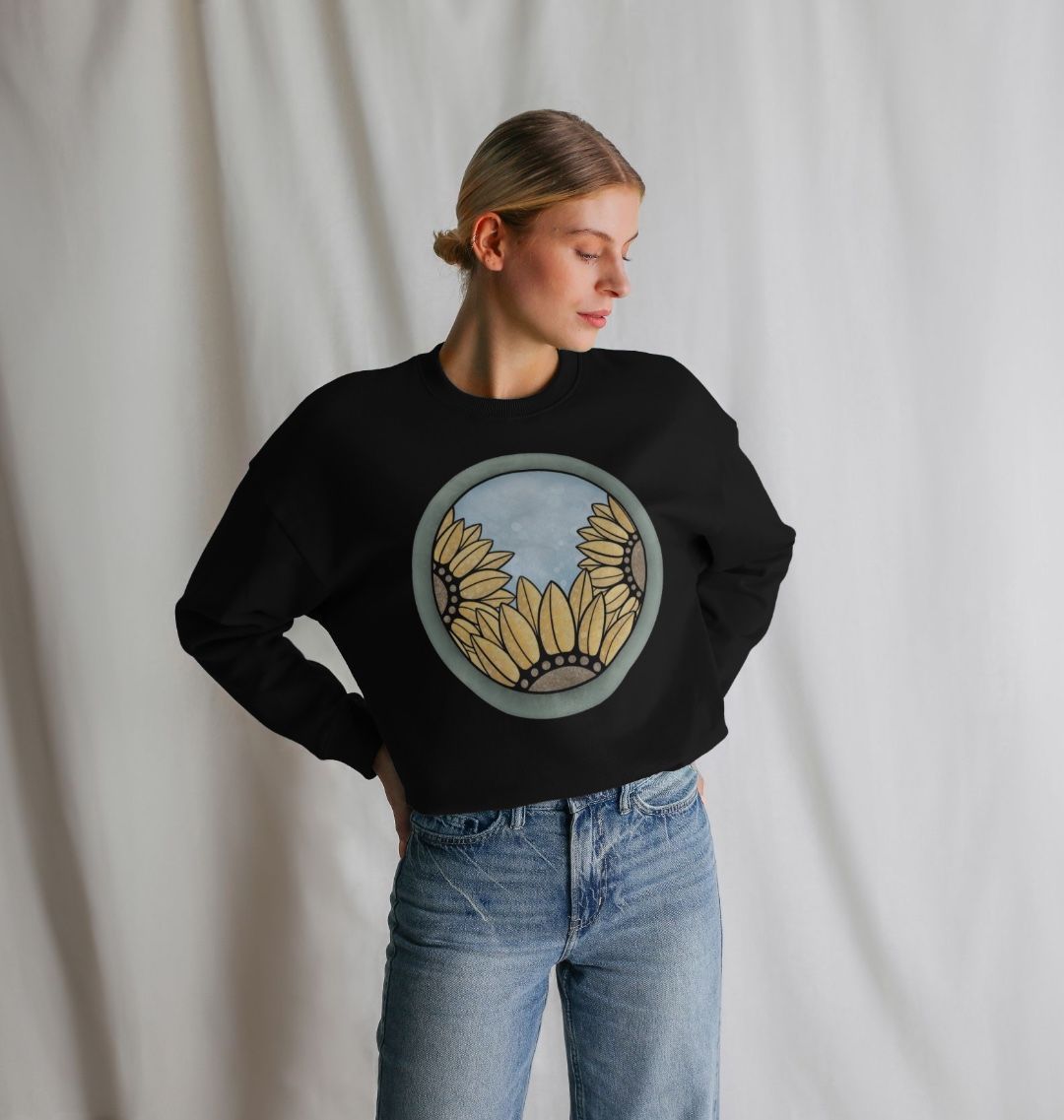 The triple sunflower oversized women’ sweatshirt.