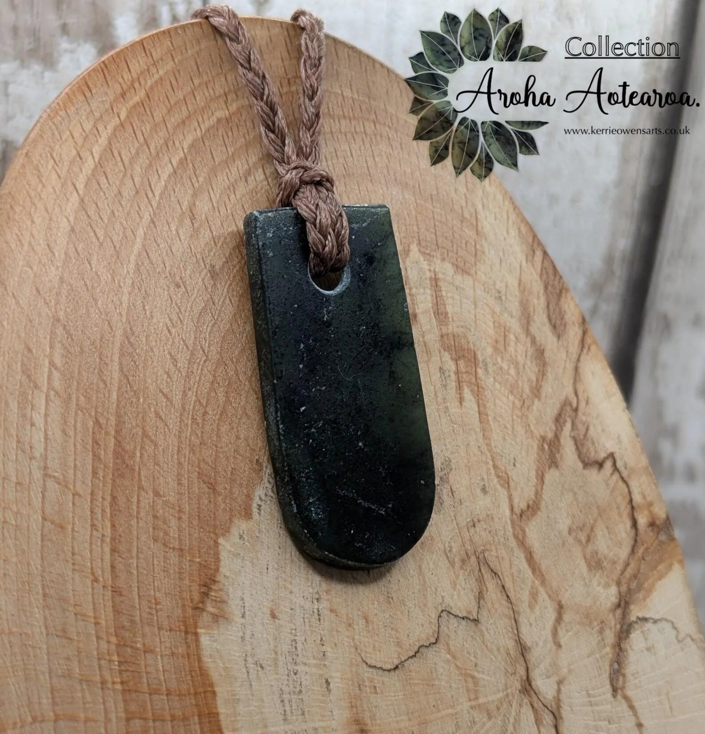 New Zealand Pounamu greenstone roimata drop pendant.