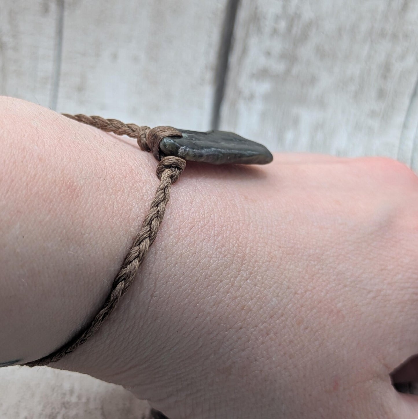 New Zealand tumbled Pounamu nephrite greenstone adjustable bracelet.