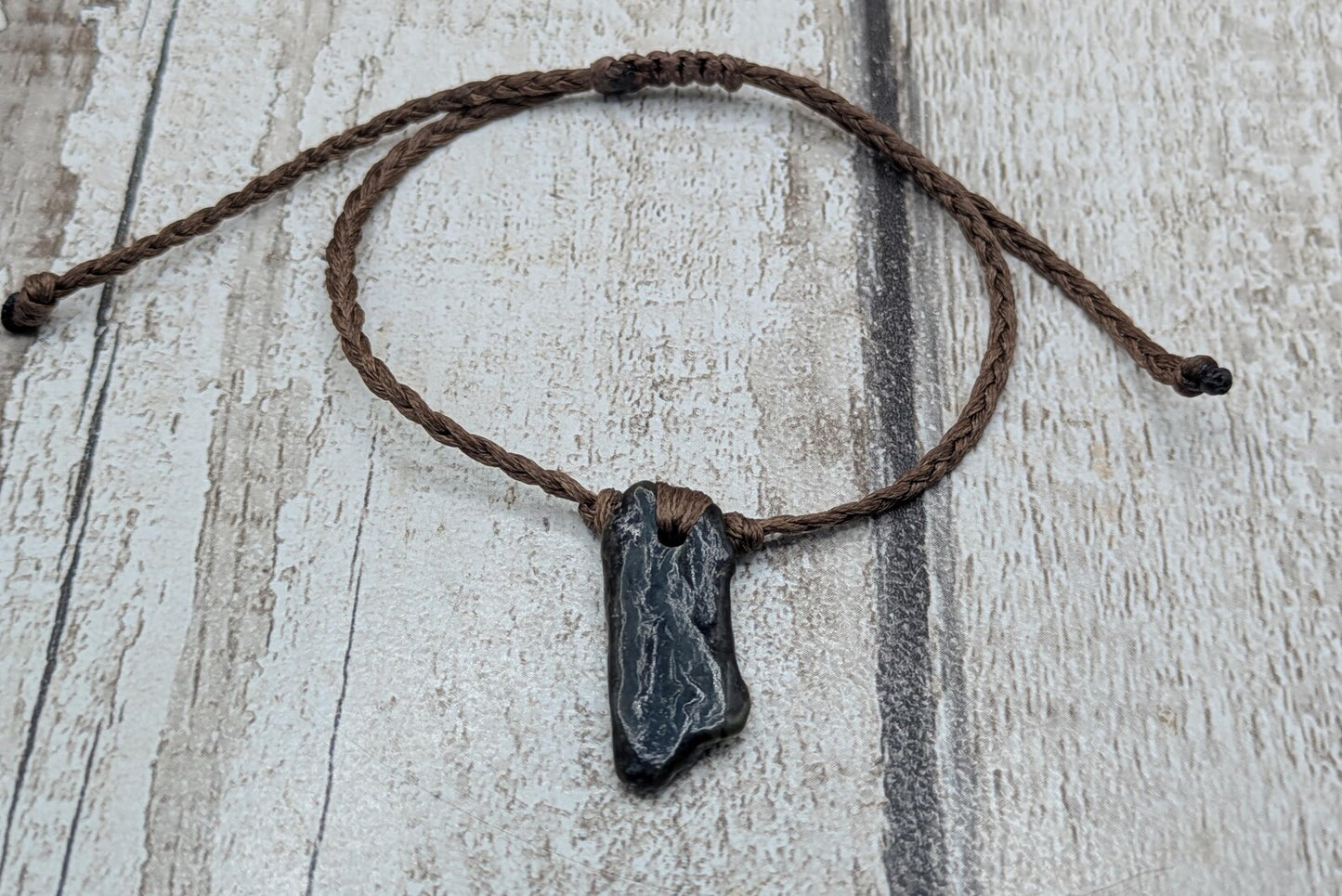 New Zealand tumbled Pounamu nephrite greenstone adjustable bracelet.
