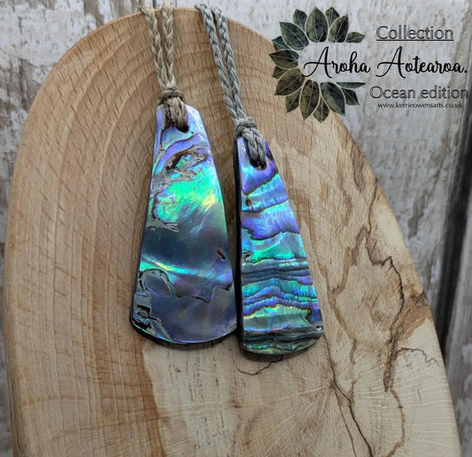 New Zealand rainbow Pāua shell pendant