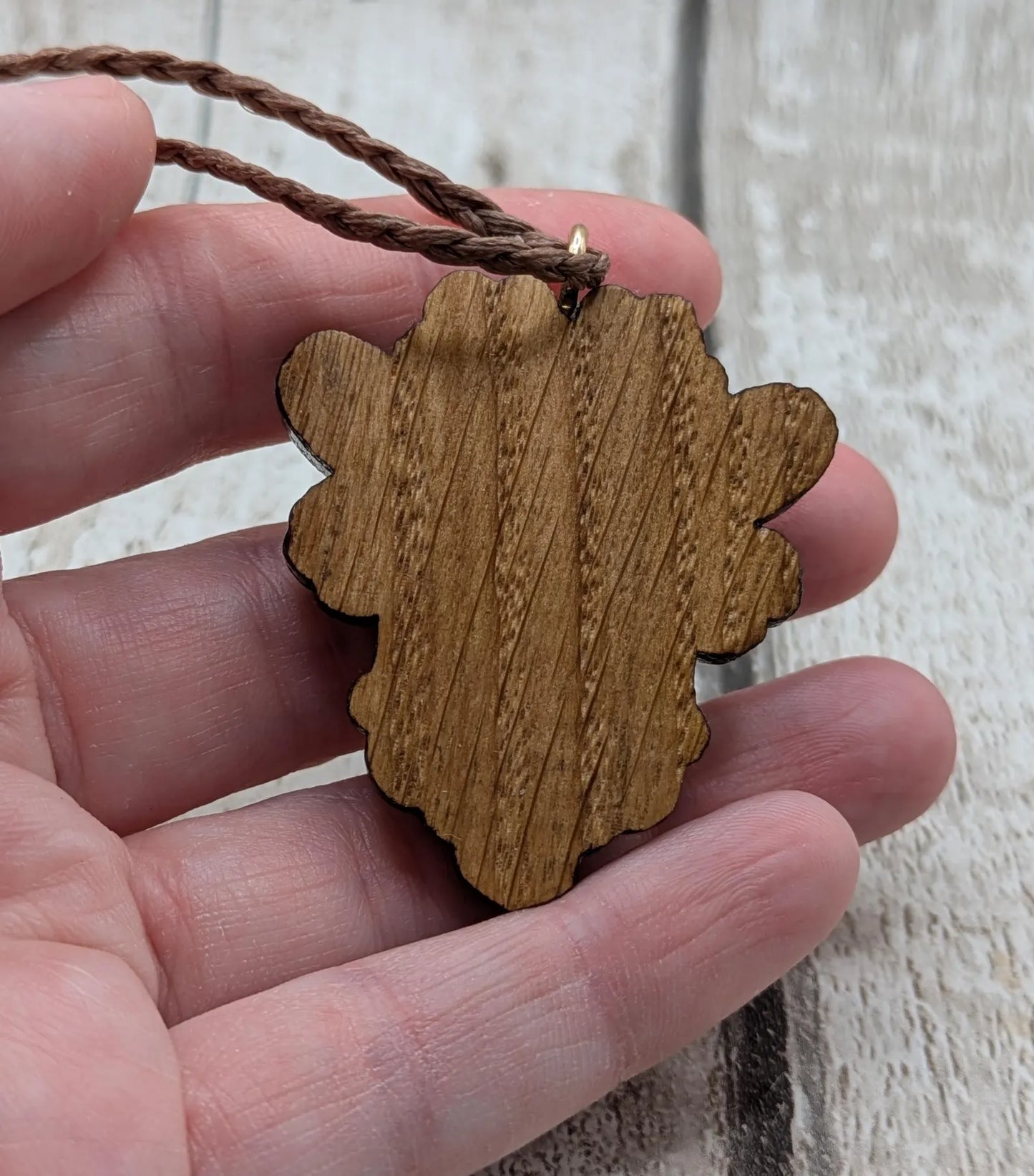 Oak wood, laser printed bumble bee pendant.