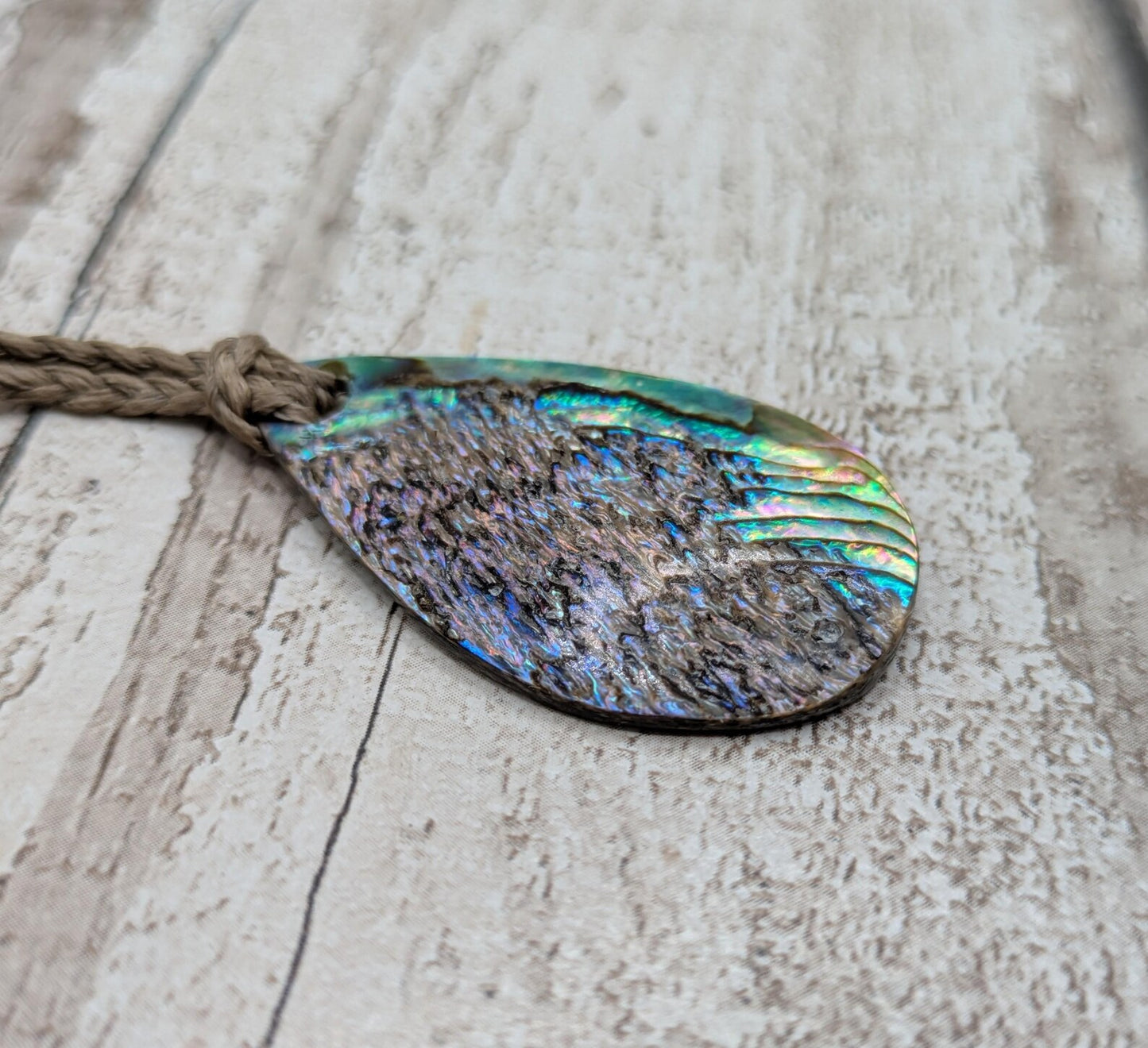 New Zealand Rainbow Pāua teardrop Pendant – colourful Iridescent Necklace, Māori Inspired Ocean Jewellery, Healing Shell Talisman.