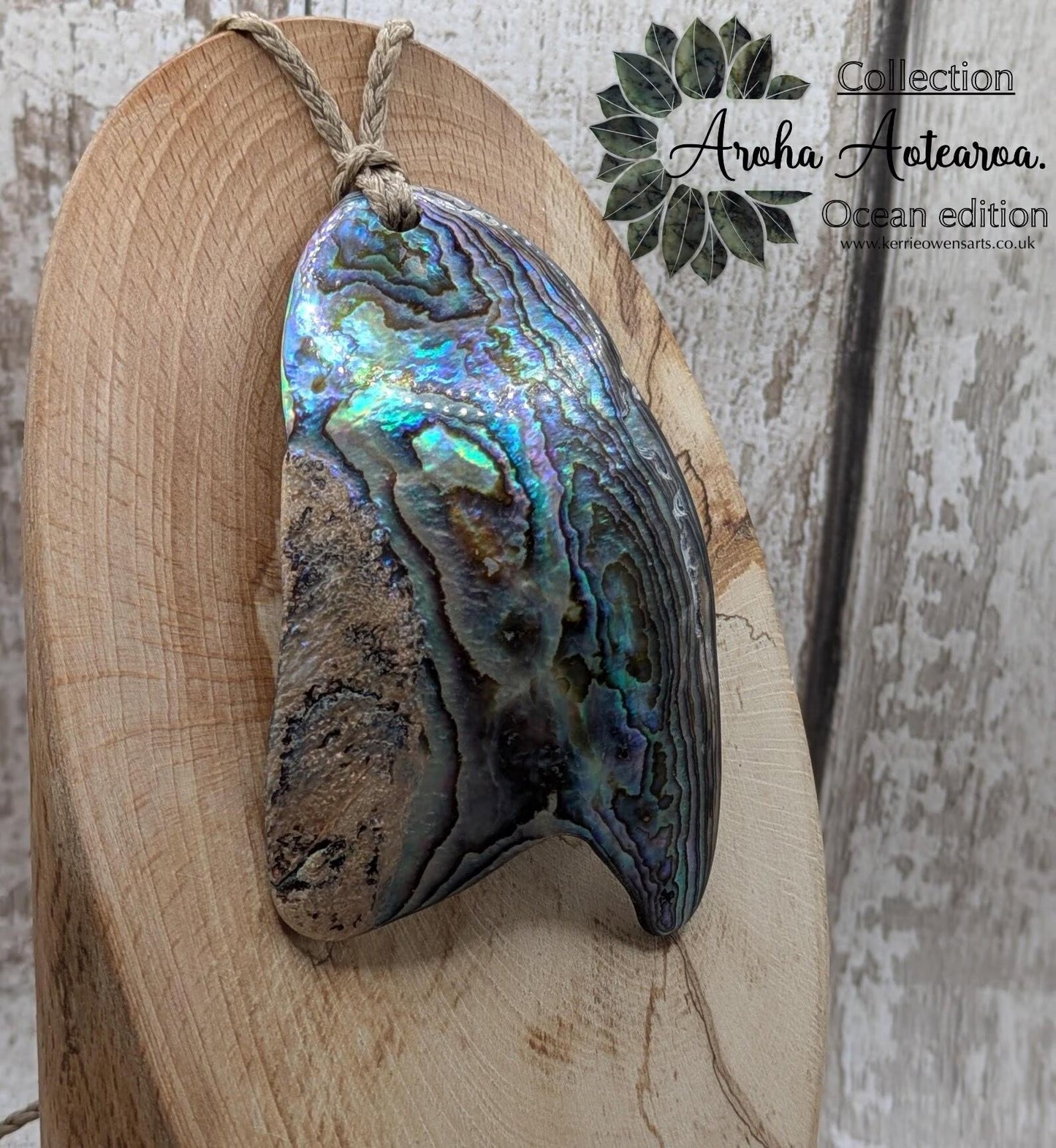 Large Freeform NZ Pāua Shell Pendant – Iridescent Abalone Statement Necklace, Natural statement Beach Jewellery.