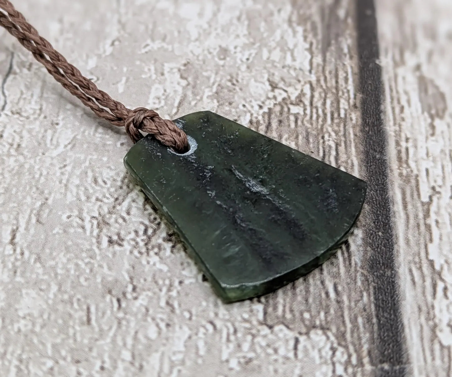 New Zealand nephrite jade roimata drop pendant.