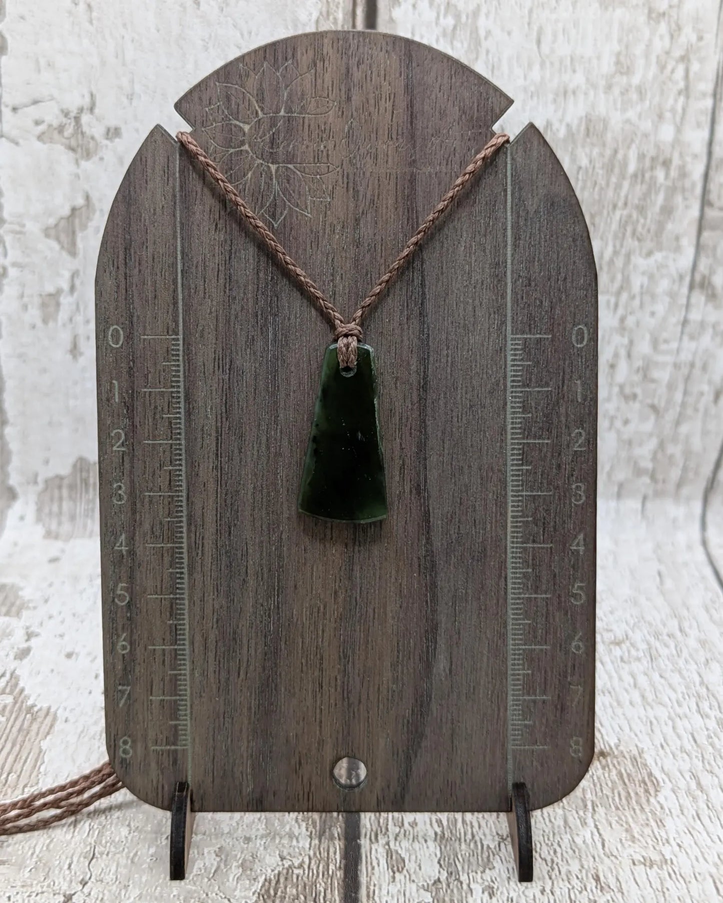 New Zealand Pounamu greenstone drop pendant.