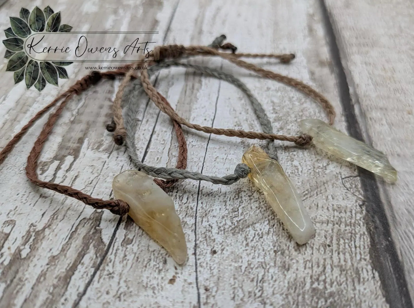 Citrine stone adjustable bracelet.