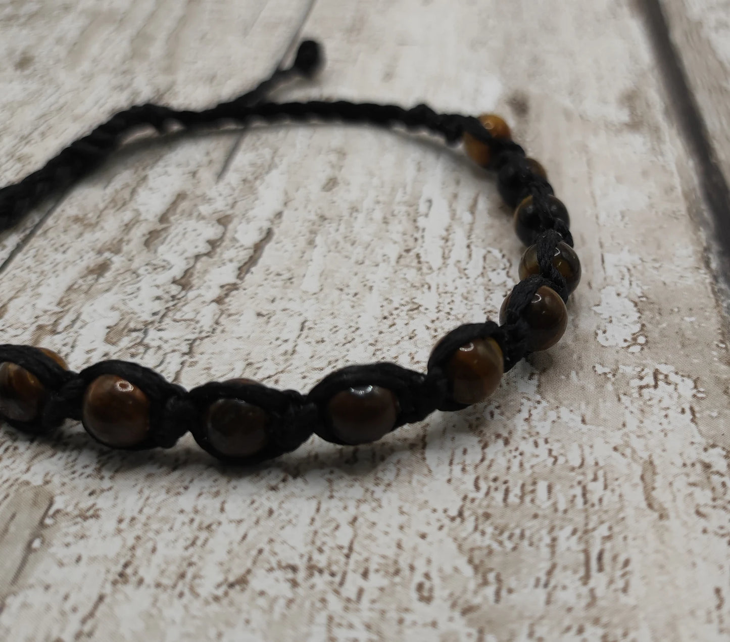 Tigers eye beaded macrame bracelet.