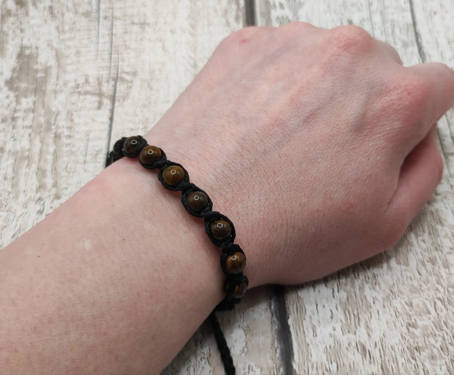 Tigers eye beaded macrame bracelet.