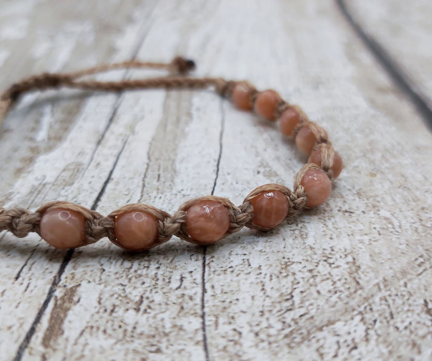 Faceted sunstone Macrame woven adjustable bracelet.