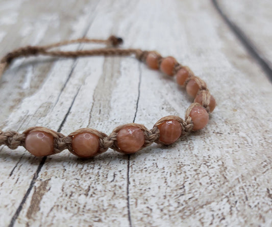 Faceted sunstone Macrame woven adjustable bracelet.