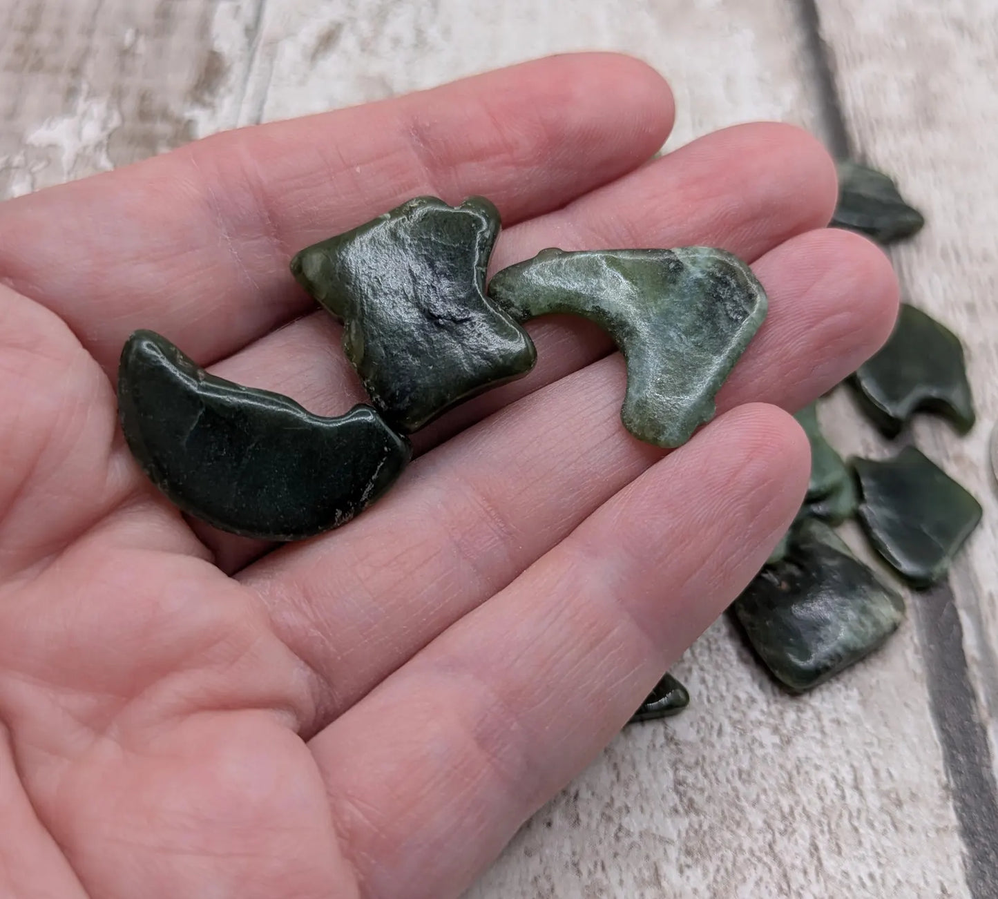 One medium Tumbled Pounamu nephrite Jade Stone – Random Polished New Zealand Greenstone Offcut for Collectors & Metaphysical Use.