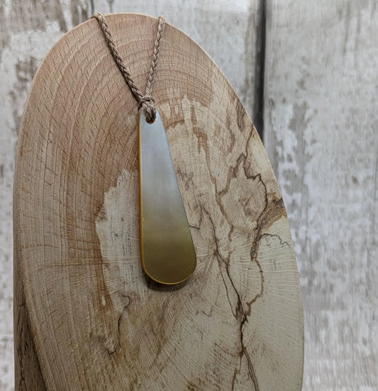 Mother of Pearl shell, roimata tear drop pendant.