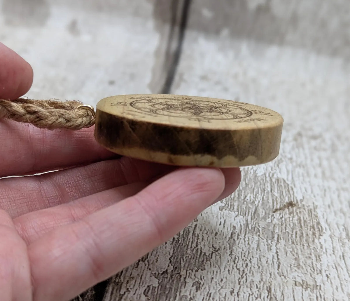 Tulip wood pocket pendulum disc board.
