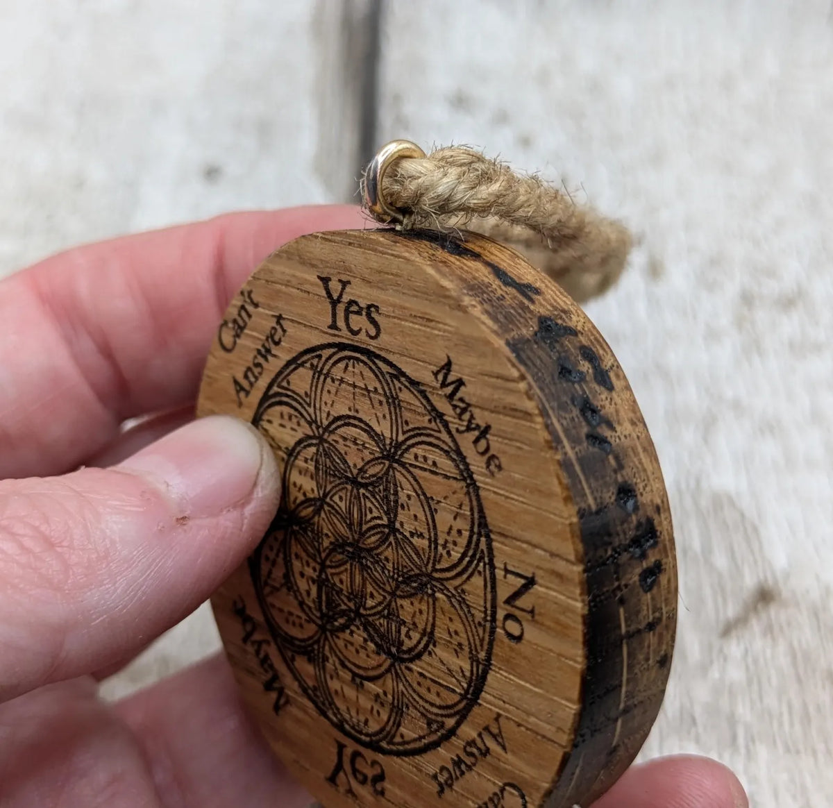 Oak wood pocket pendulum disc board.