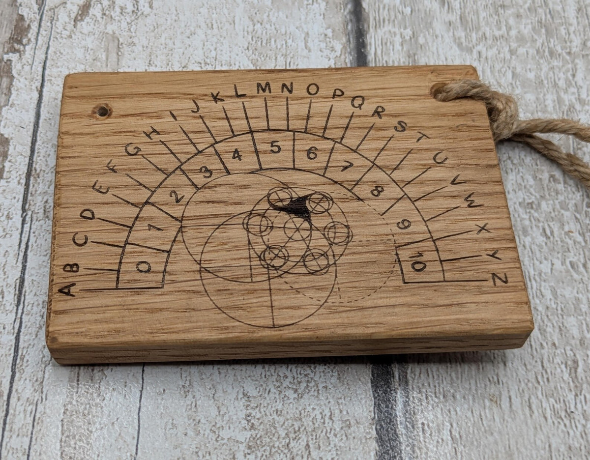 Oak wood pendulum board with Celtic geometric laser print design.